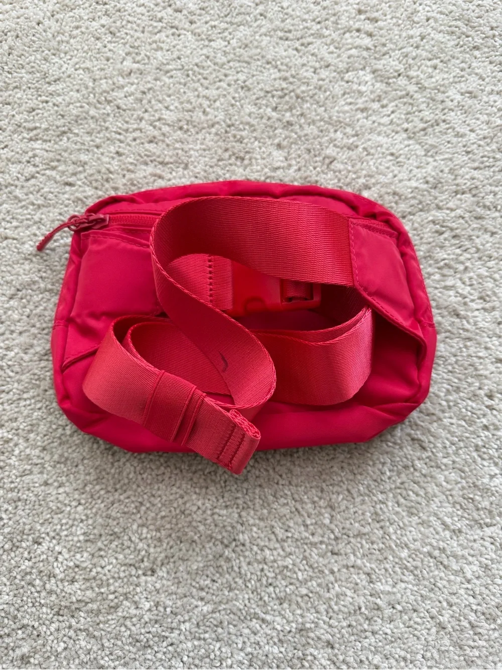 lululemon athletica sleek lululemon